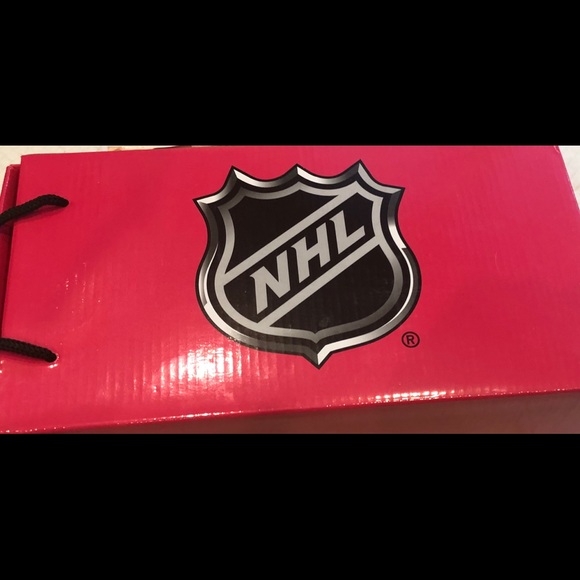 NHL Nashville Predators Cuce' Ballet Shoes - Picture 2 of 4
